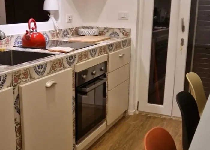 Semesterbostad House 100 Meters From The Marina di Ragusa